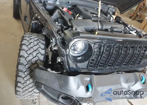 2024 Jeep Wrangler 4Xe Willys 4Xe z USA, uszkodzony, nr VIN 1C4RJXN67RW310263